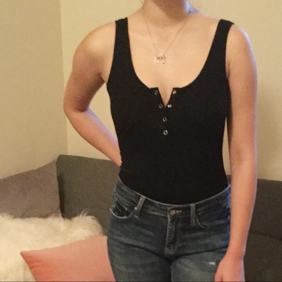 Tops - 1 LEFT‼️Ribbed Henley Bodysuit-Black
